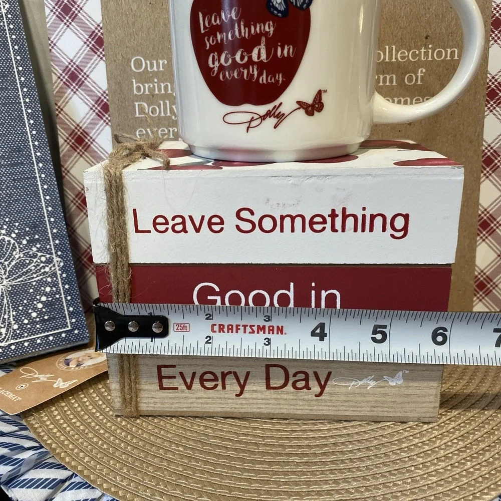 Dolly Parton Leave Something Good in Every Day Wooden Block and‎ Mug Set